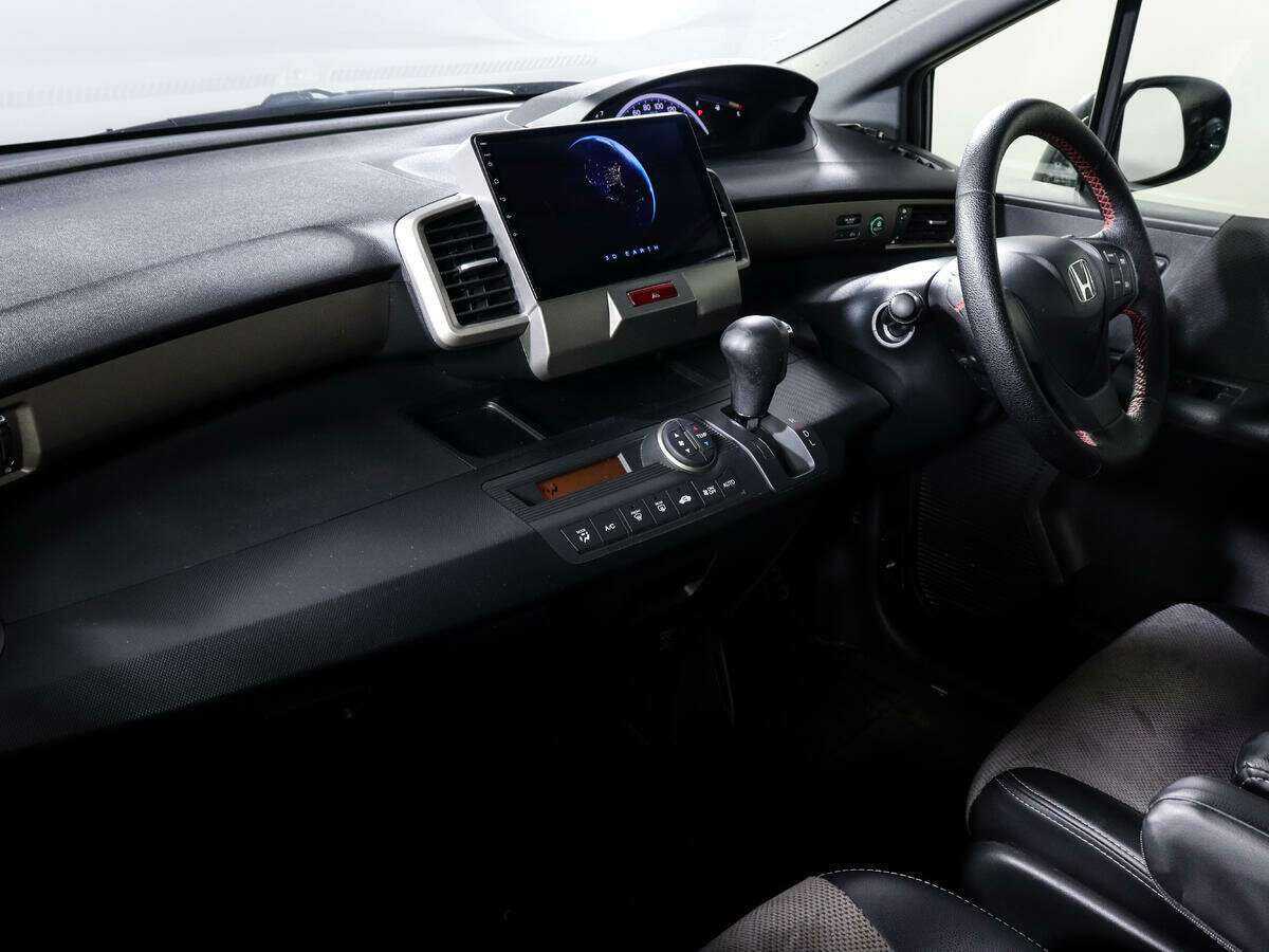 Б/У Хонда Фрид 2012 года. Фото: #6