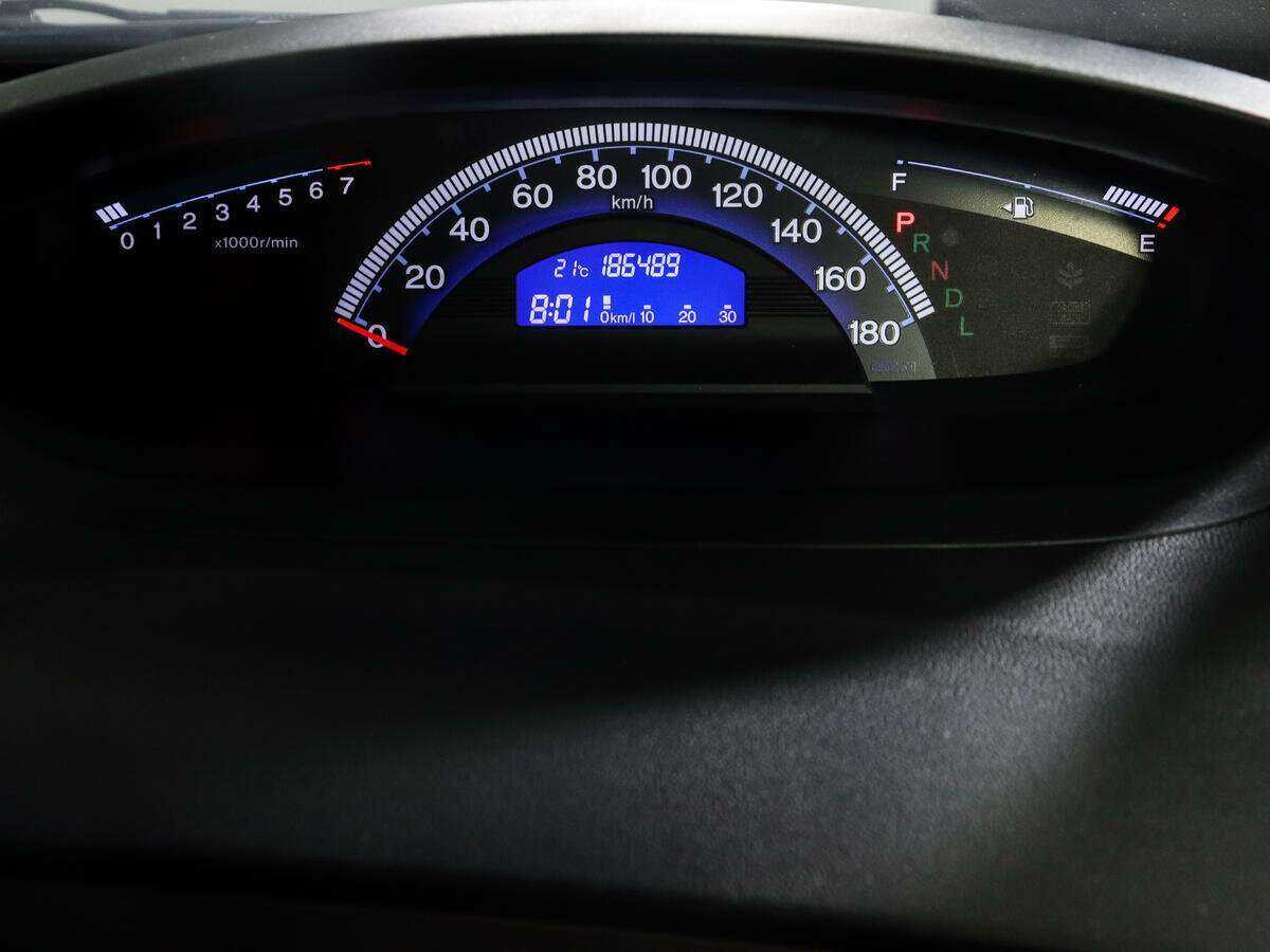 Б/У Хонда Фрид 2012 года. Фото: #16