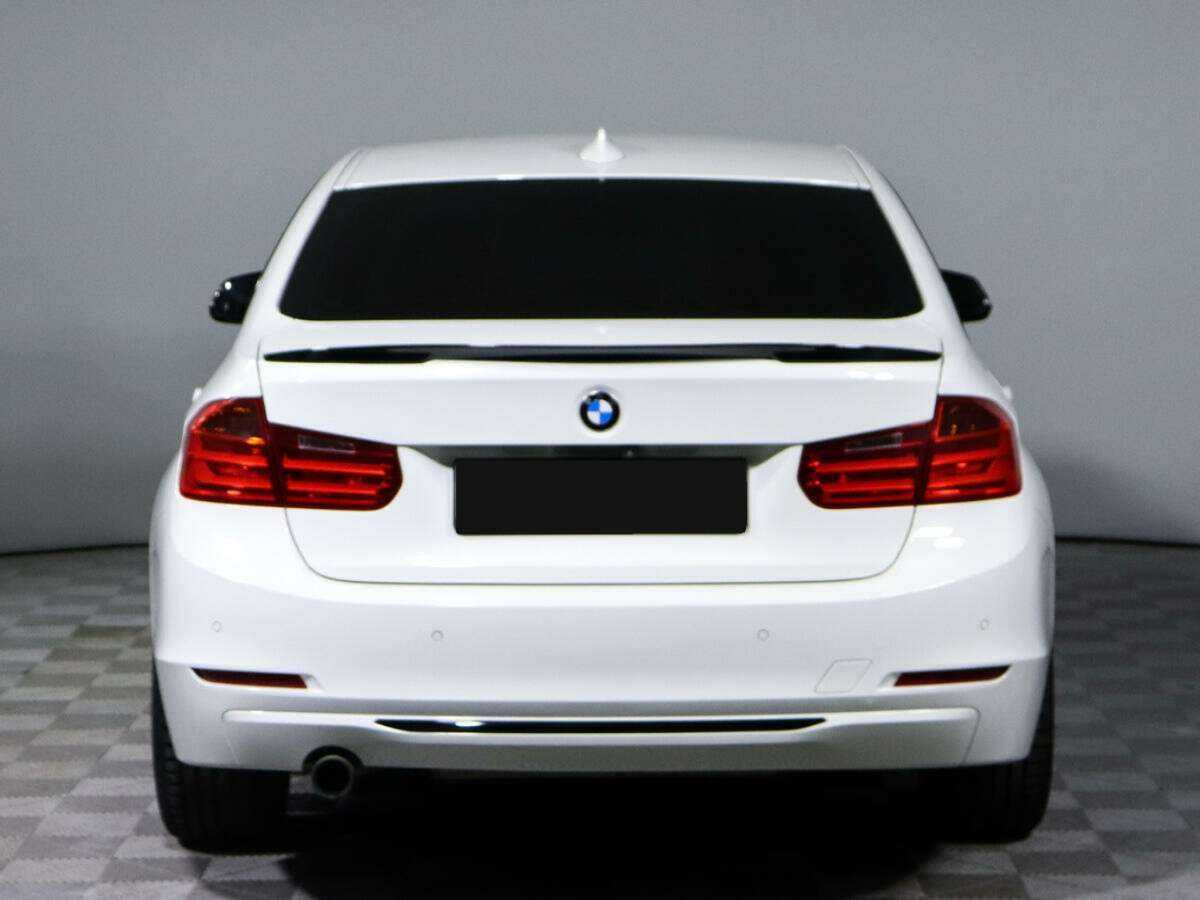 Б/У БМВ 3 серии 2013 года. Фото: #4