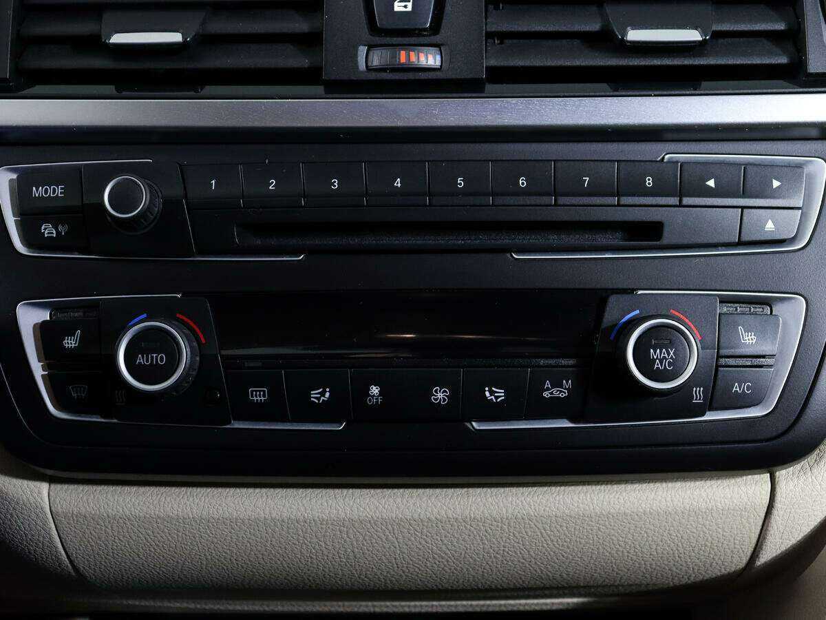 Б/У БМВ 3 серии 2013 года. Фото: #16