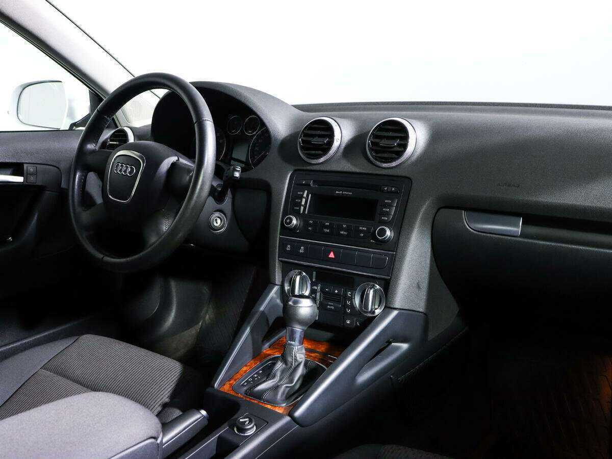 Б/У Ауди А3 2012 года. Фото: #5