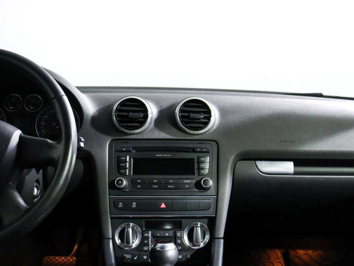 Б/У Ауди А3 2012 года. Фото: #9