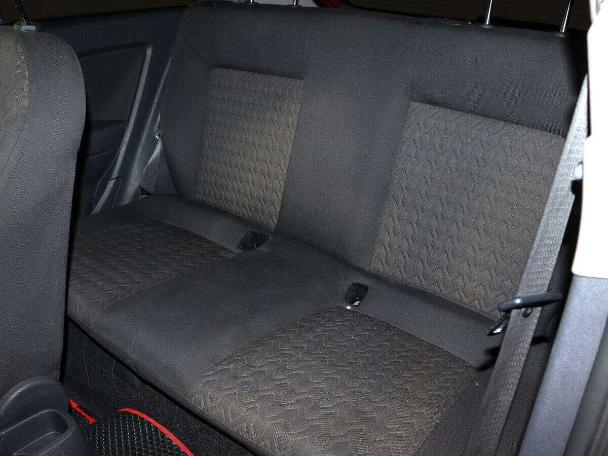 Б/У Опель Корса 2013 года. Фото: #8