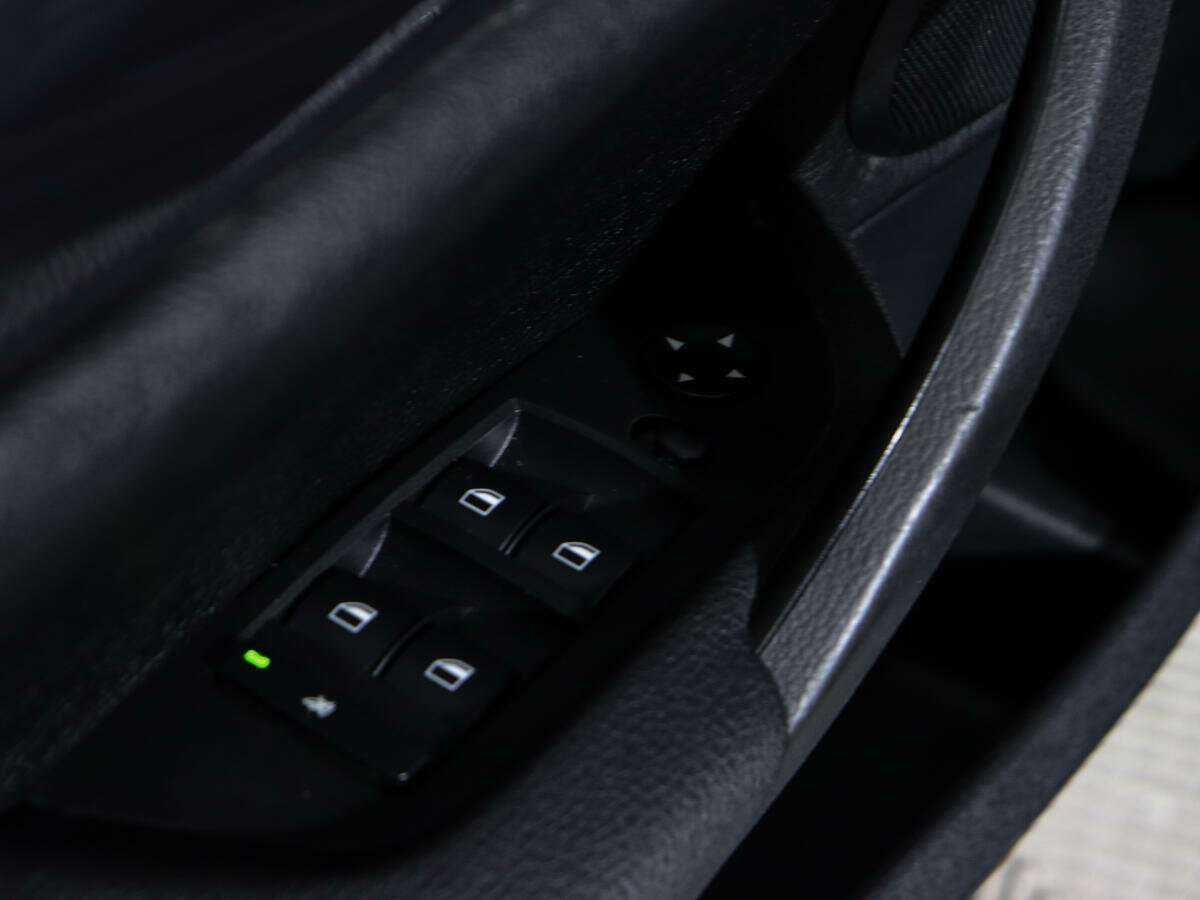 Б/У БМВ Икс1 2012 года. Фото: #15