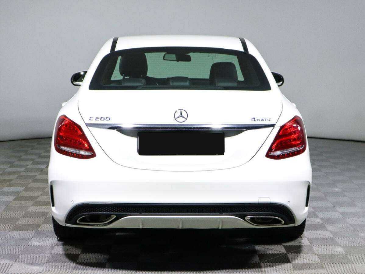 Б/У Мерседес-Бенц Ц-Класс 2015 года. Фото: #4