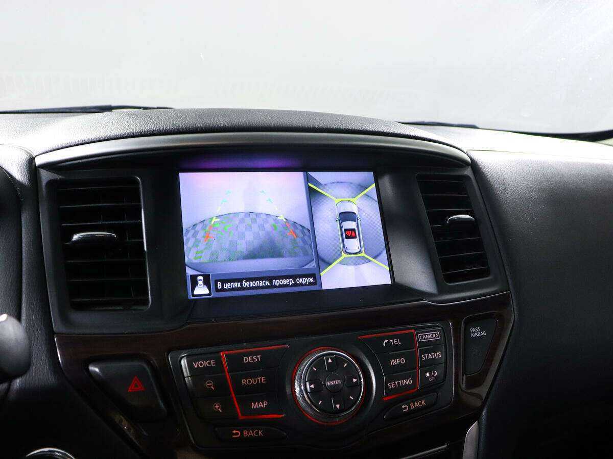 Б/У Ниссан Патфайндер 2015 года. Фото: #12