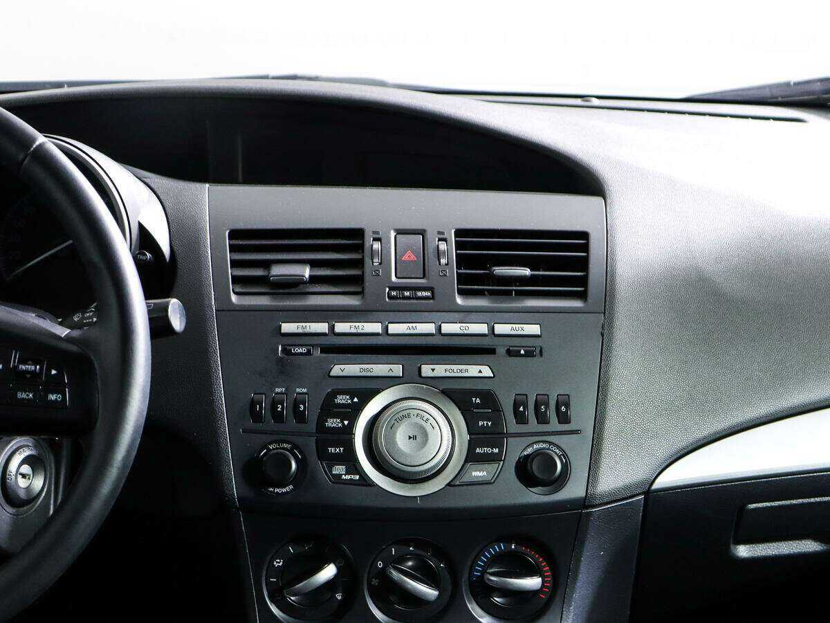 Б/У Мазда 3 2012 года. Фото: #12