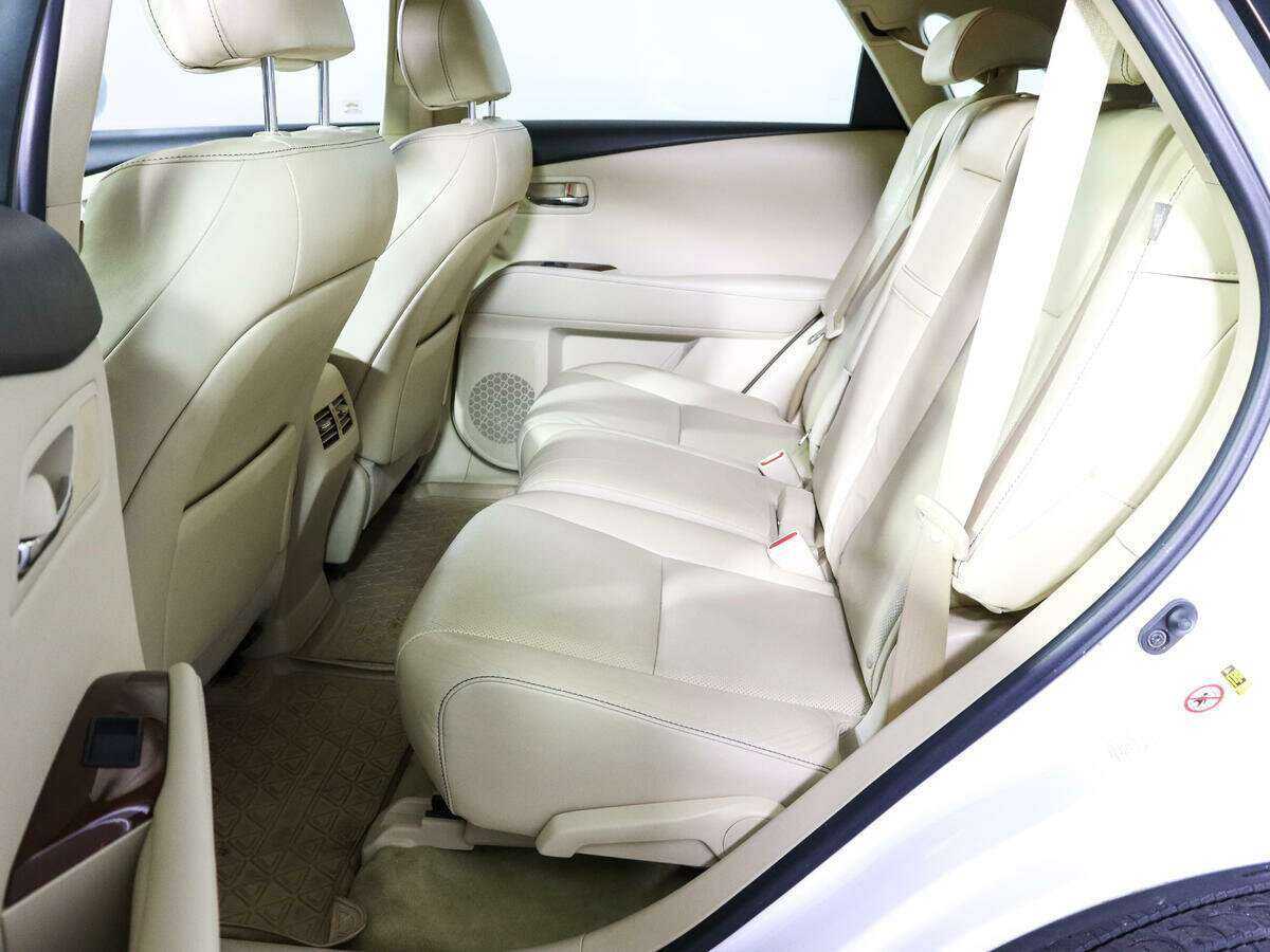 Б/У Лексус Р-Икс 2012 года. Фото: #7