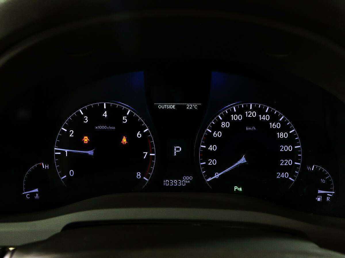 Б/У Лексус Р-Икс 2012 года. Фото: #17