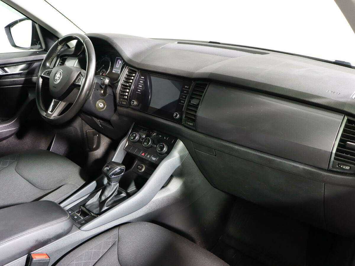 Б/У Шкода Кодиак 2018 года. Фото: #8