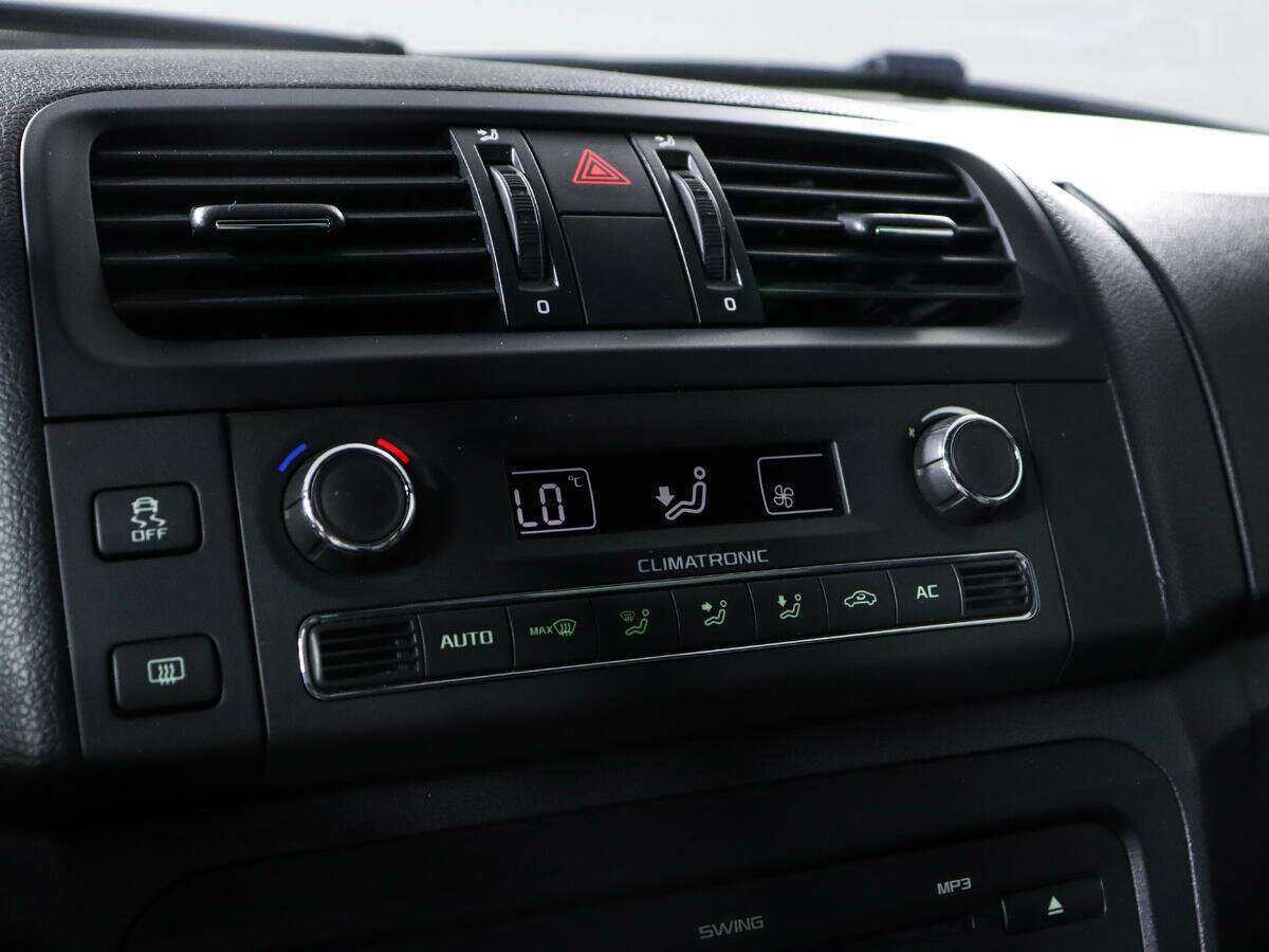 Б/У Шкода Фабия 2012 года. Фото: #15