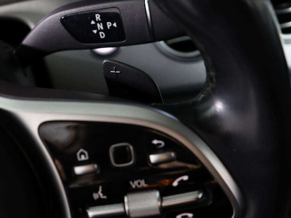 Б/У Мерседес-Бенц Е-Класс 2019 года. Фото: #18