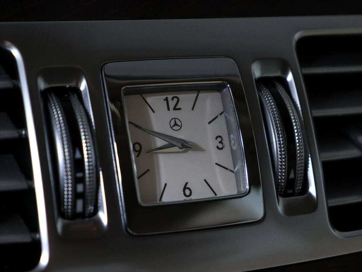 Б/У Мерседес-Бенц Е-Класс 2015 года. Фото: #20