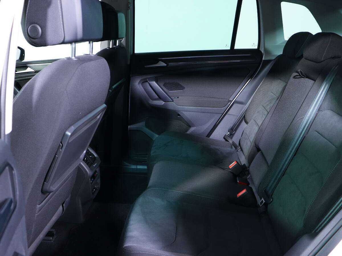 Б/У Фольксваген Тигуан 2019 года. Фото: #7