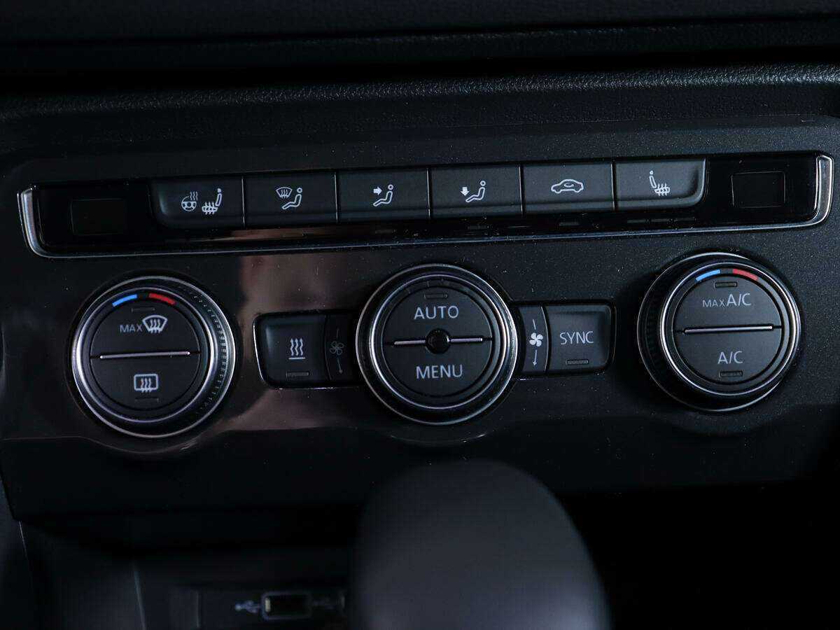 Б/У Фольксваген Тигуан 2019 года. Фото: #15