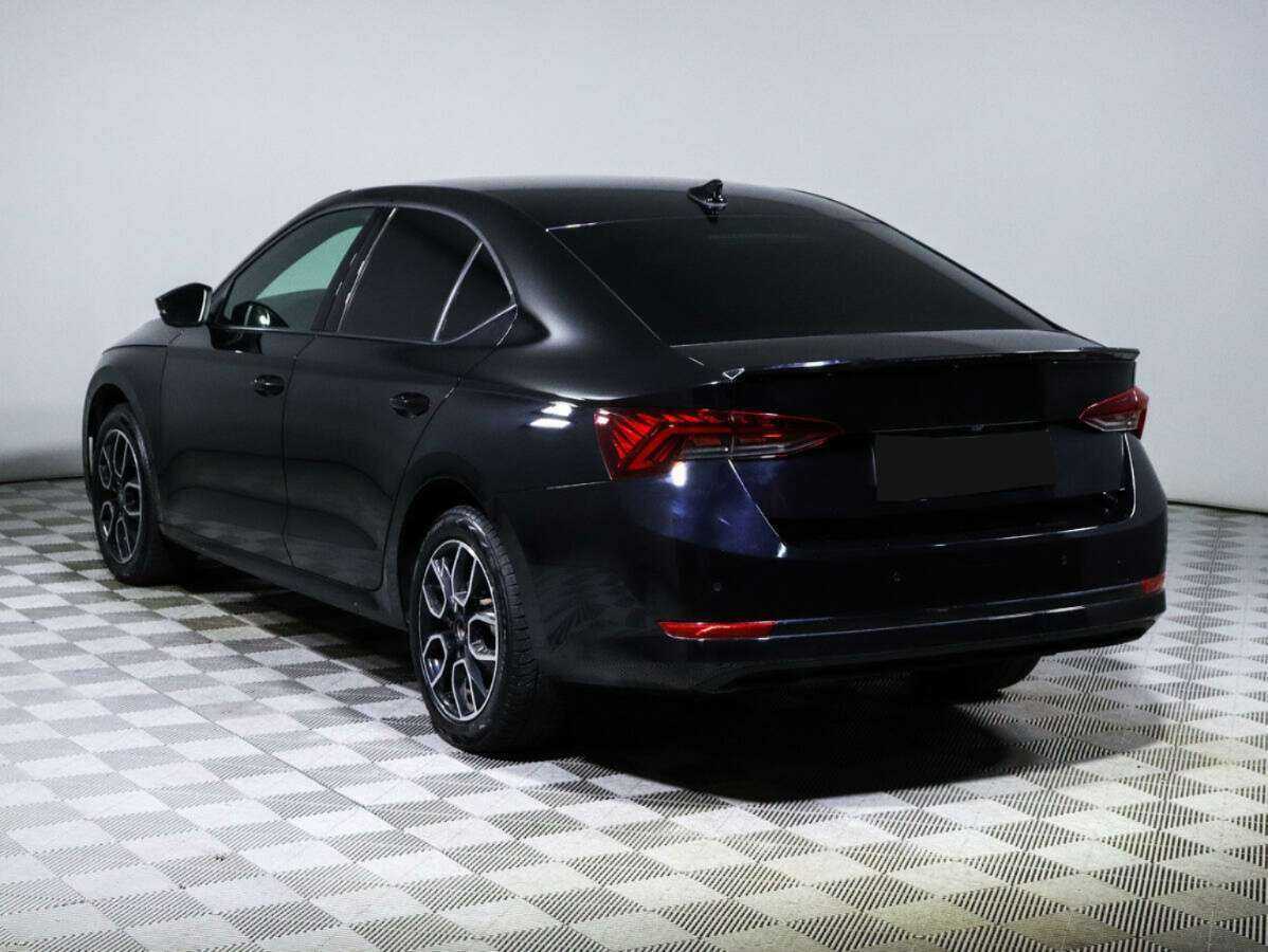 Б/У Шкода Октавия 2020 года. Фото: #6