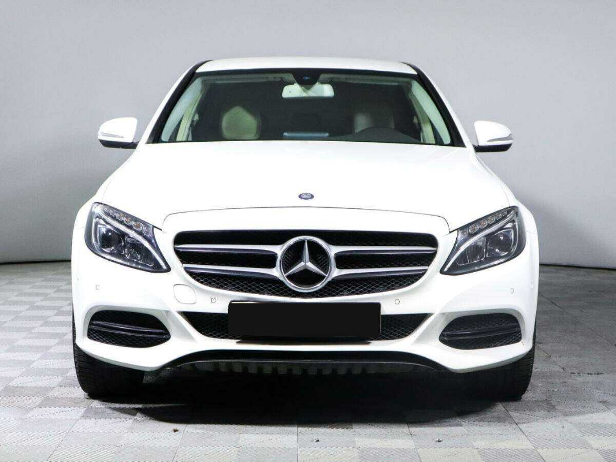 Б/У Мерседес-Бенц Ц-Класс 2014 года. Фото: #1