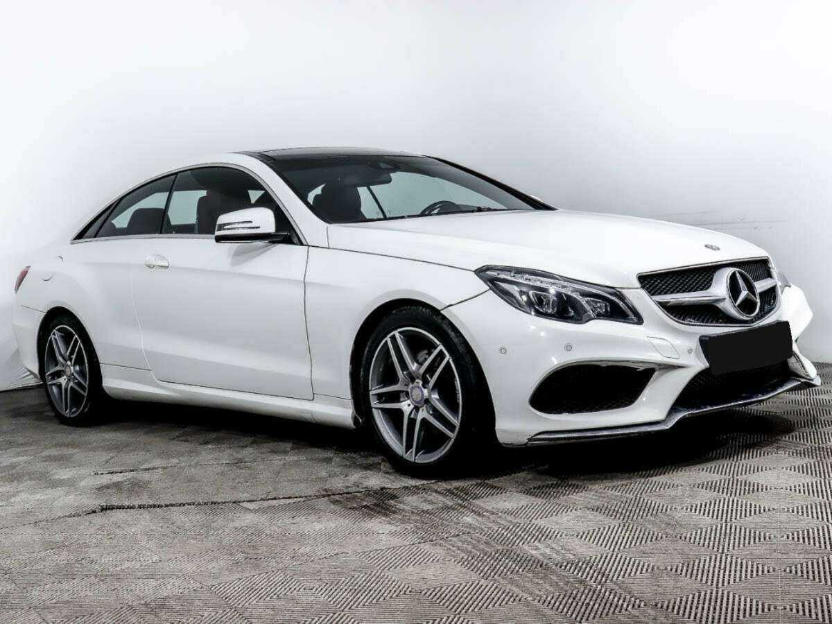 Б/У Мерседес-Бенц Е-Класс 2014 года. Фото: #2