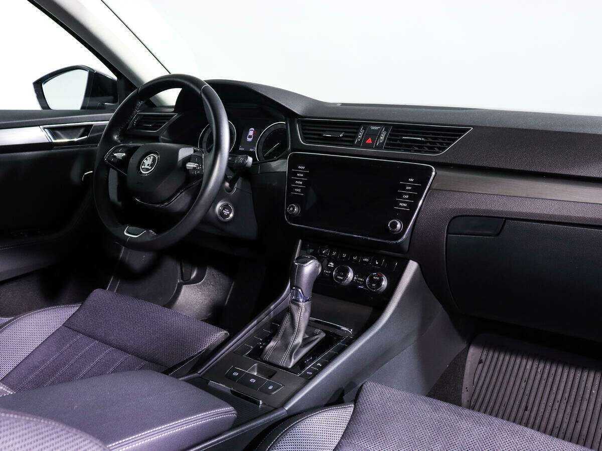 Б/У Шкода Суперб 2020 года. Фото: #7