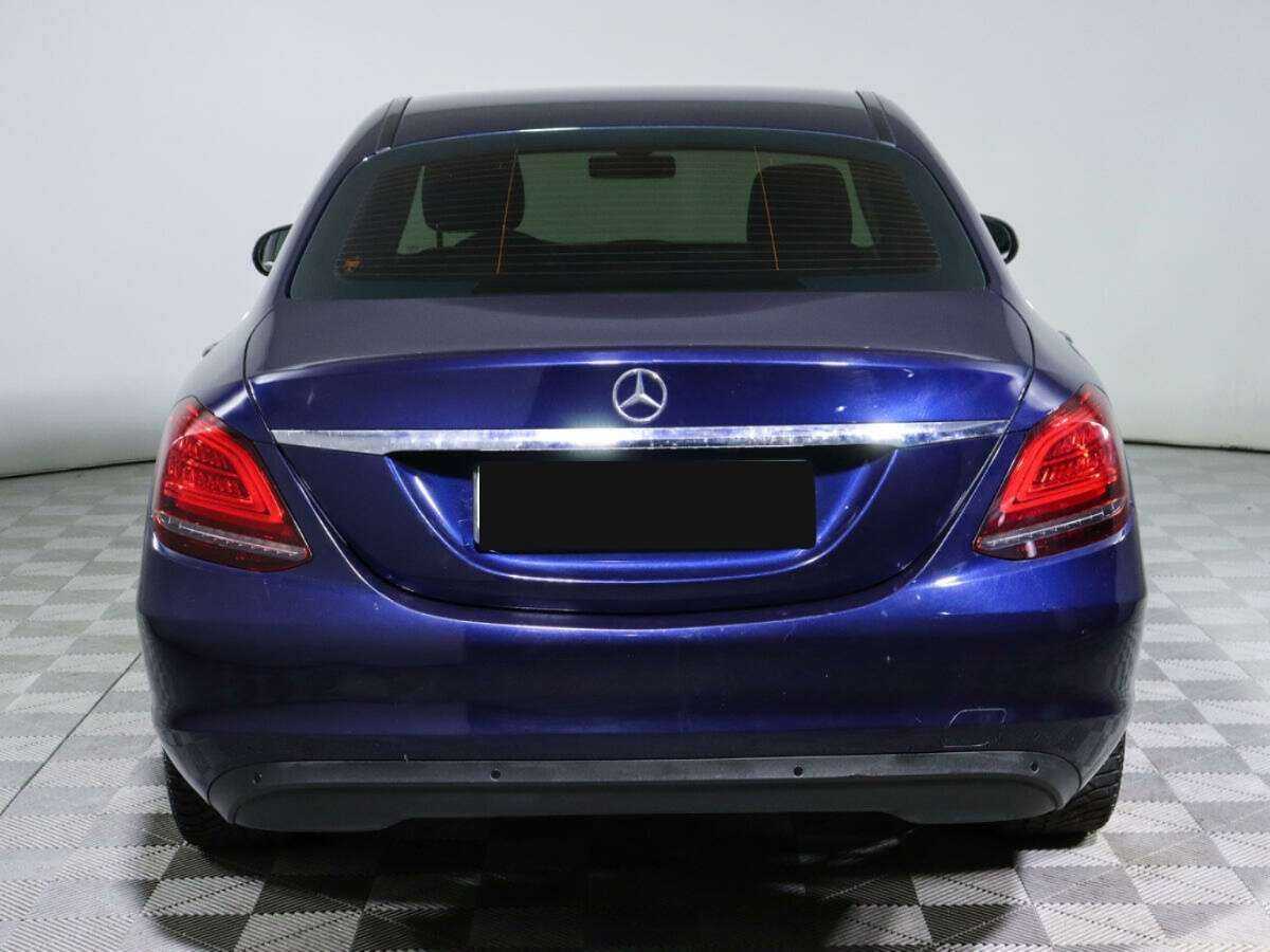 Б/У Мерседес-Бенц Ц-Класс 2018 года. Фото: #4