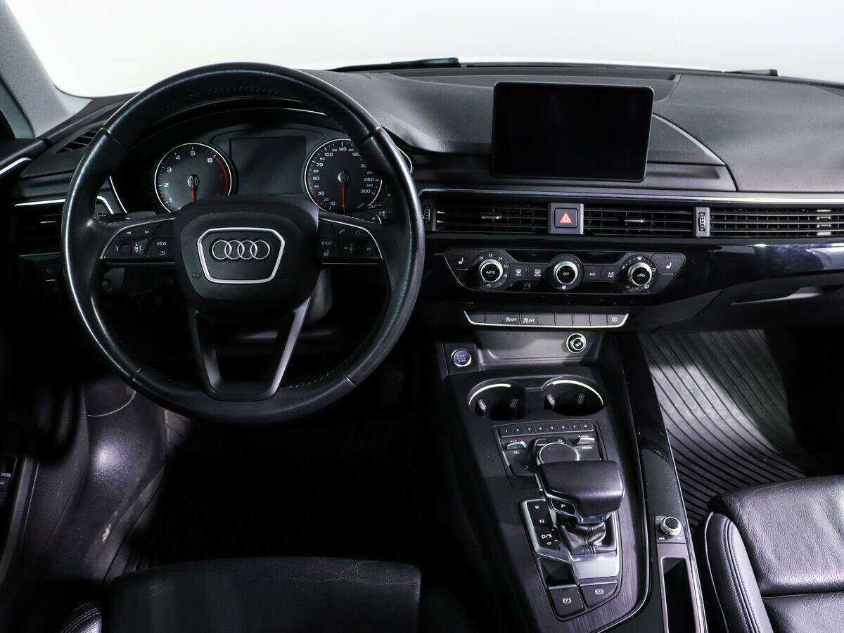 Б/У Ауди А4 2017 года. Фото: #9