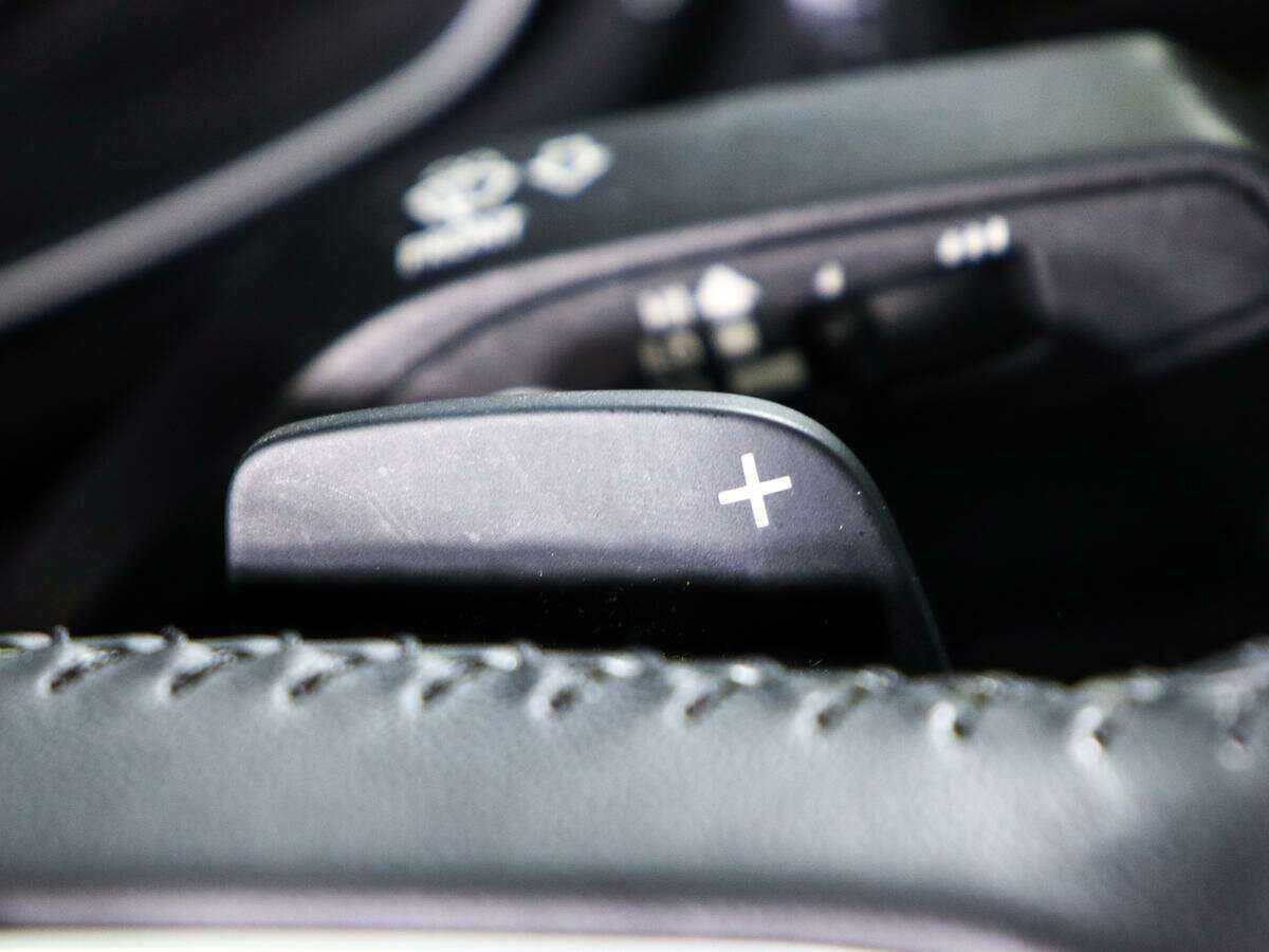 Б/У Ауди А4 2017 года. Фото: #17