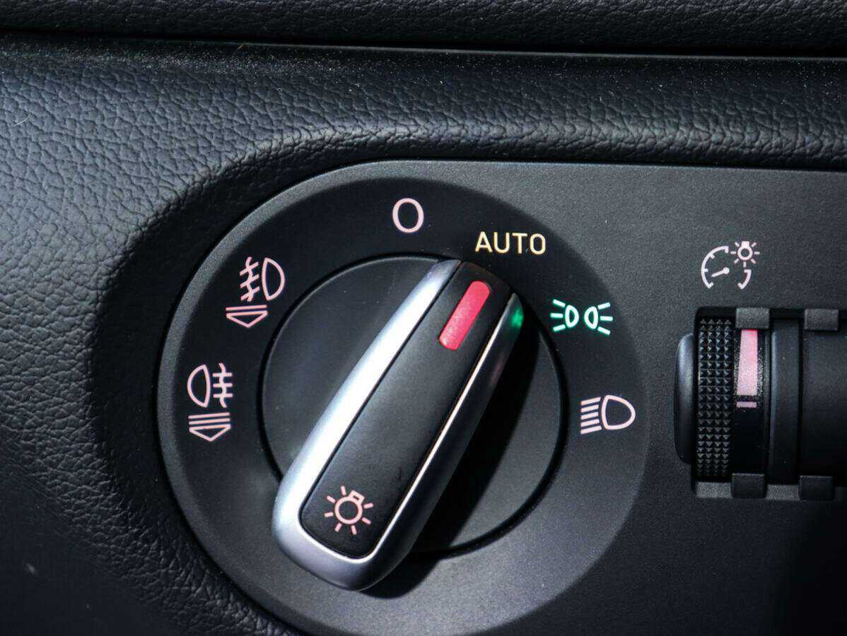 Б/У Ауди К3 2012 года. Фото: #12