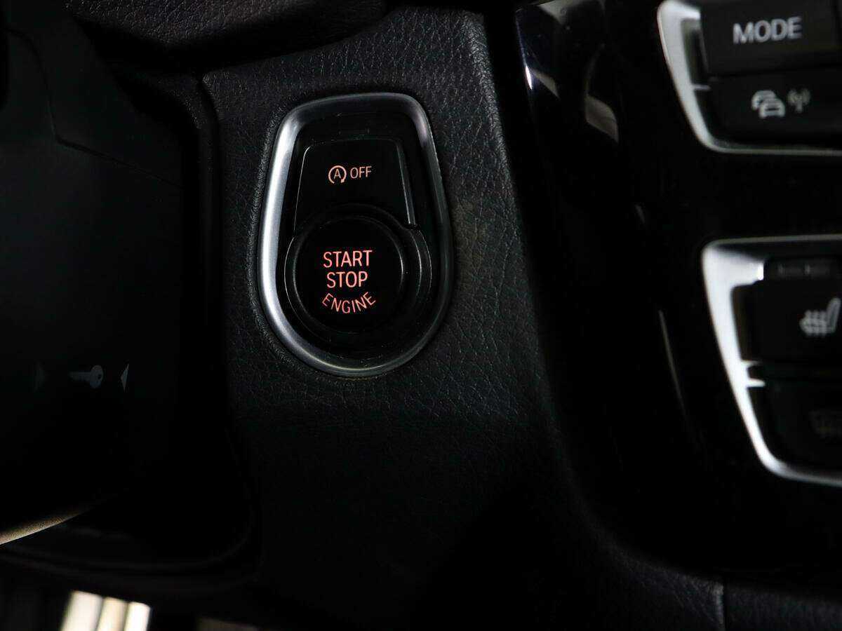 Б/У БМВ 3 серии 2016 года. Фото: #19