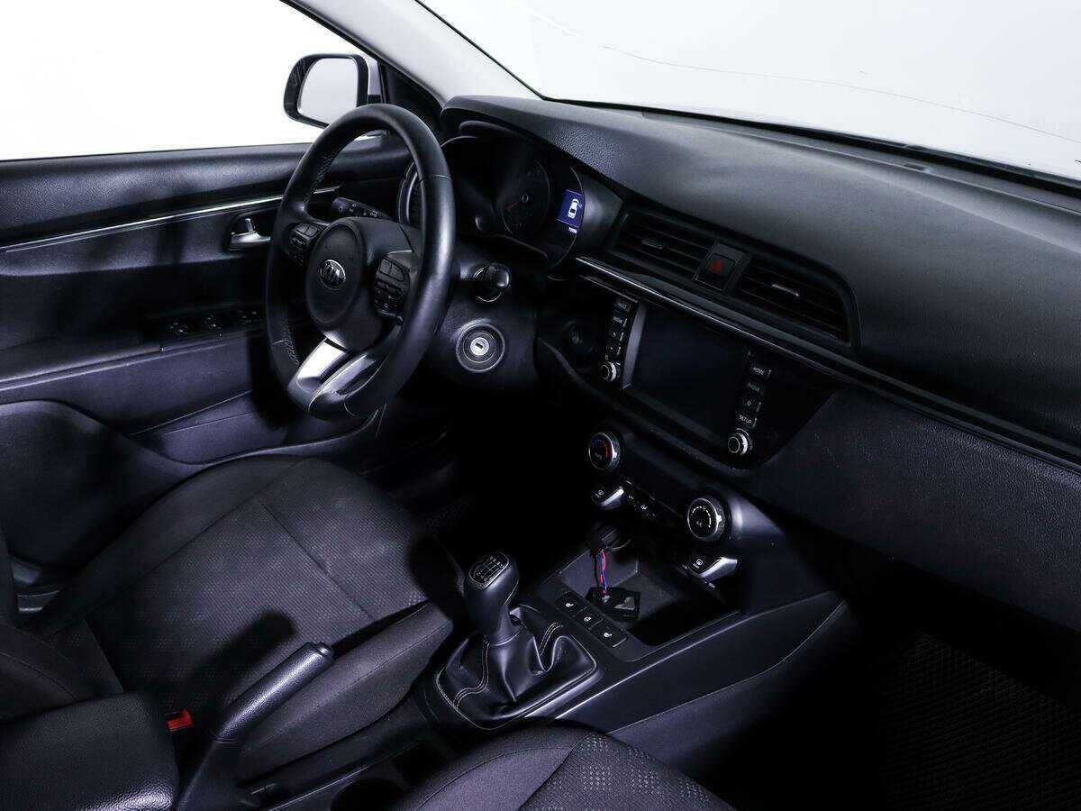 Б/У Киа Рио 2018 года. Фото: #7