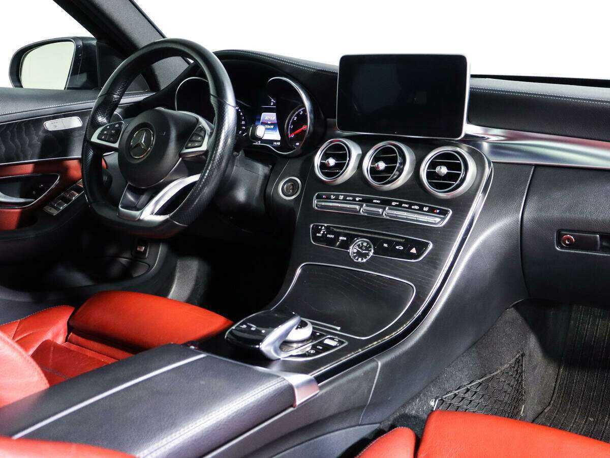 Б/У Мерседес-Бенц Ц-Класс 2014 года. Фото: #10