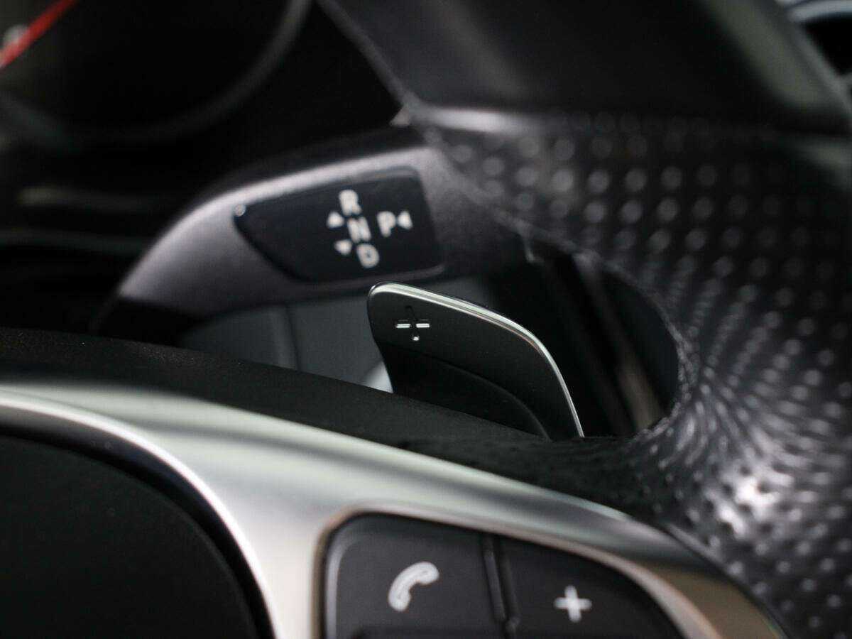 Б/У Мерседес-Бенц Ц-Класс 2015 года. Фото: #20