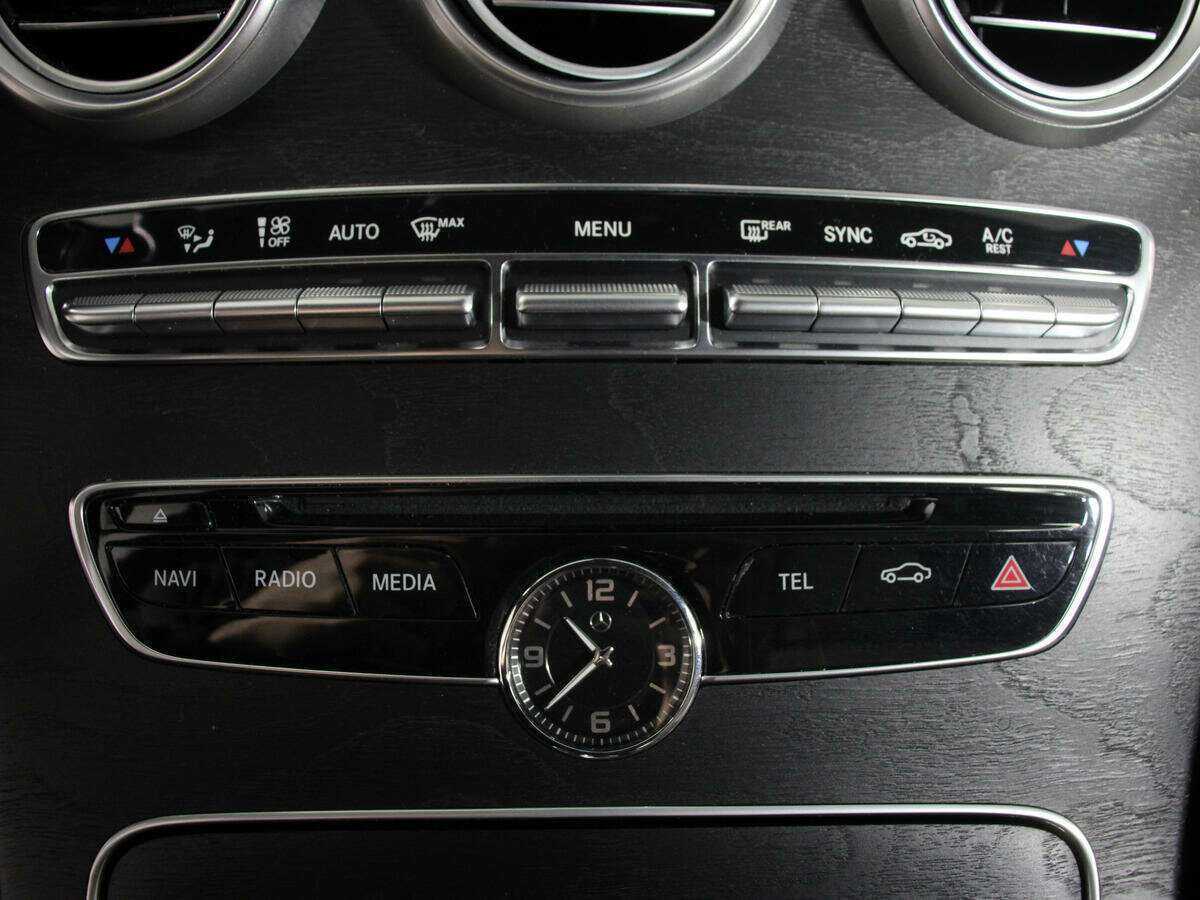 Б/У Мерседес-Бенц Ц-Класс 2015 года. Фото: #22