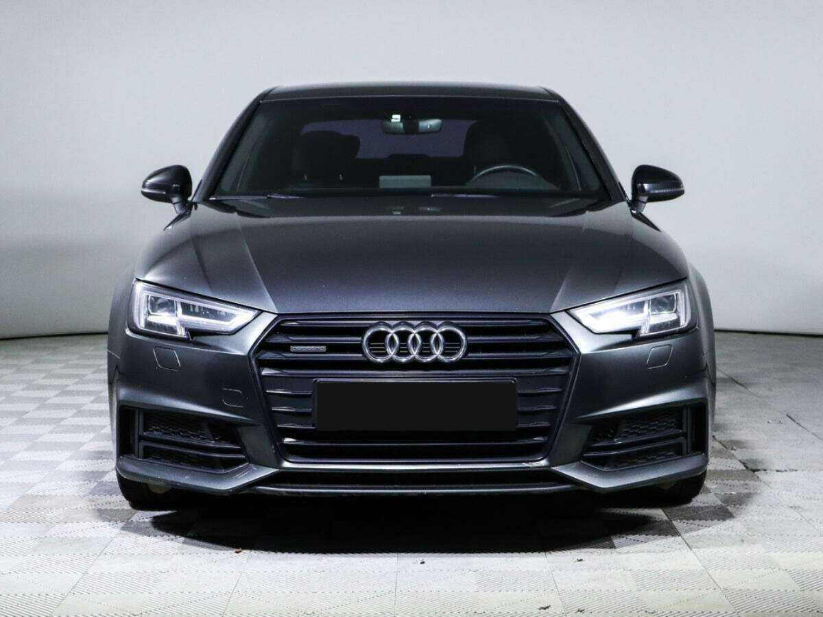 Б/У Ауди А4 2017 года. Фото: #1