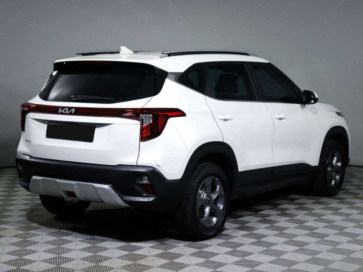 Б/У Киа Сельтос 2023 года. Фото: #4