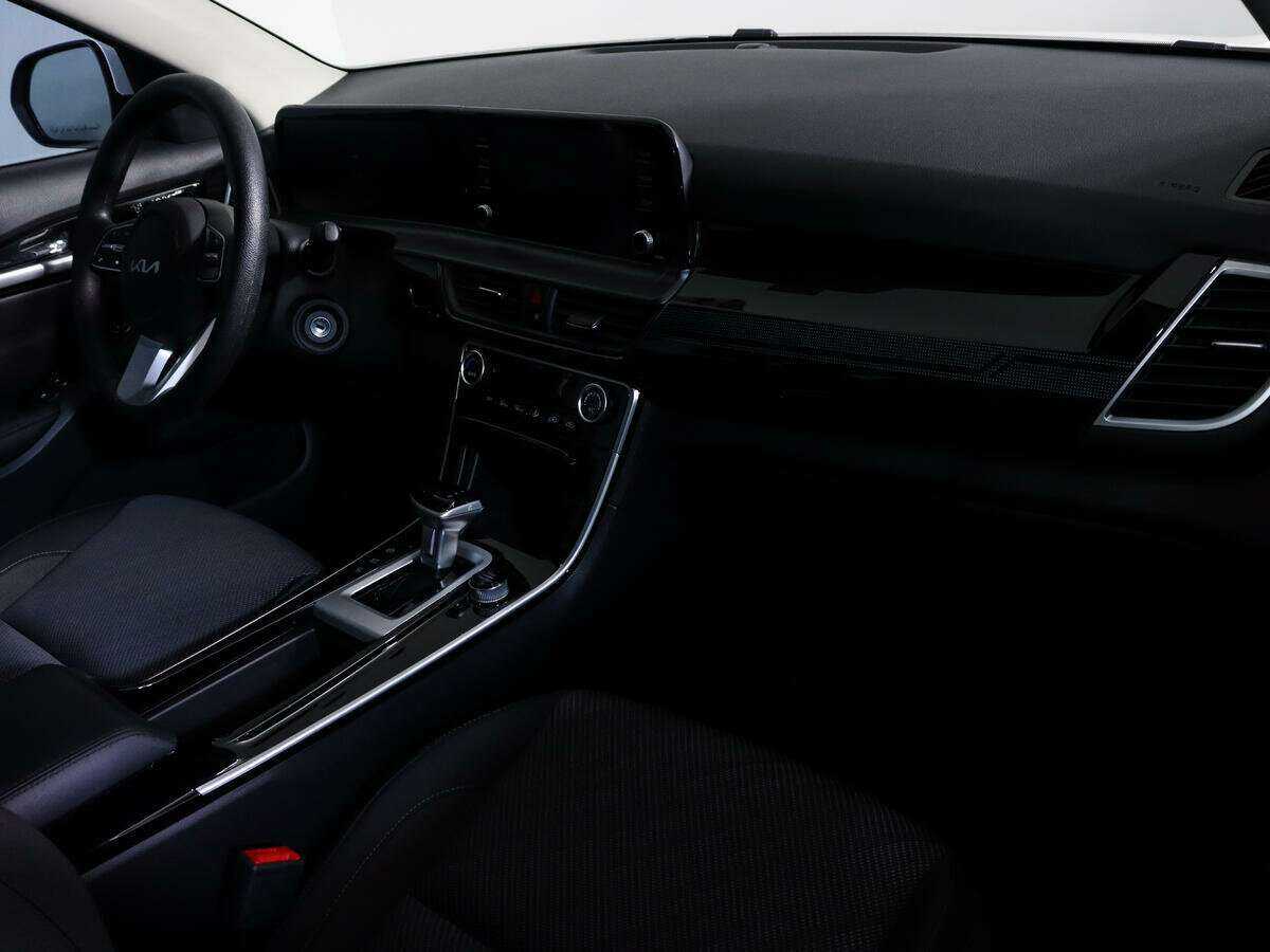 Б/У Киа Сельтос 2023 года. Фото: #8