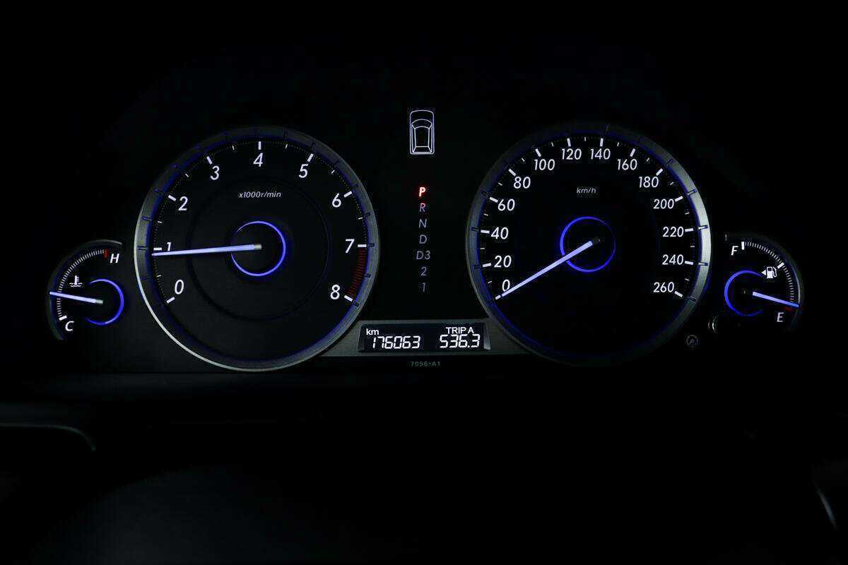 Б/У Хонда Кросстур 2014 года. Фото: #9