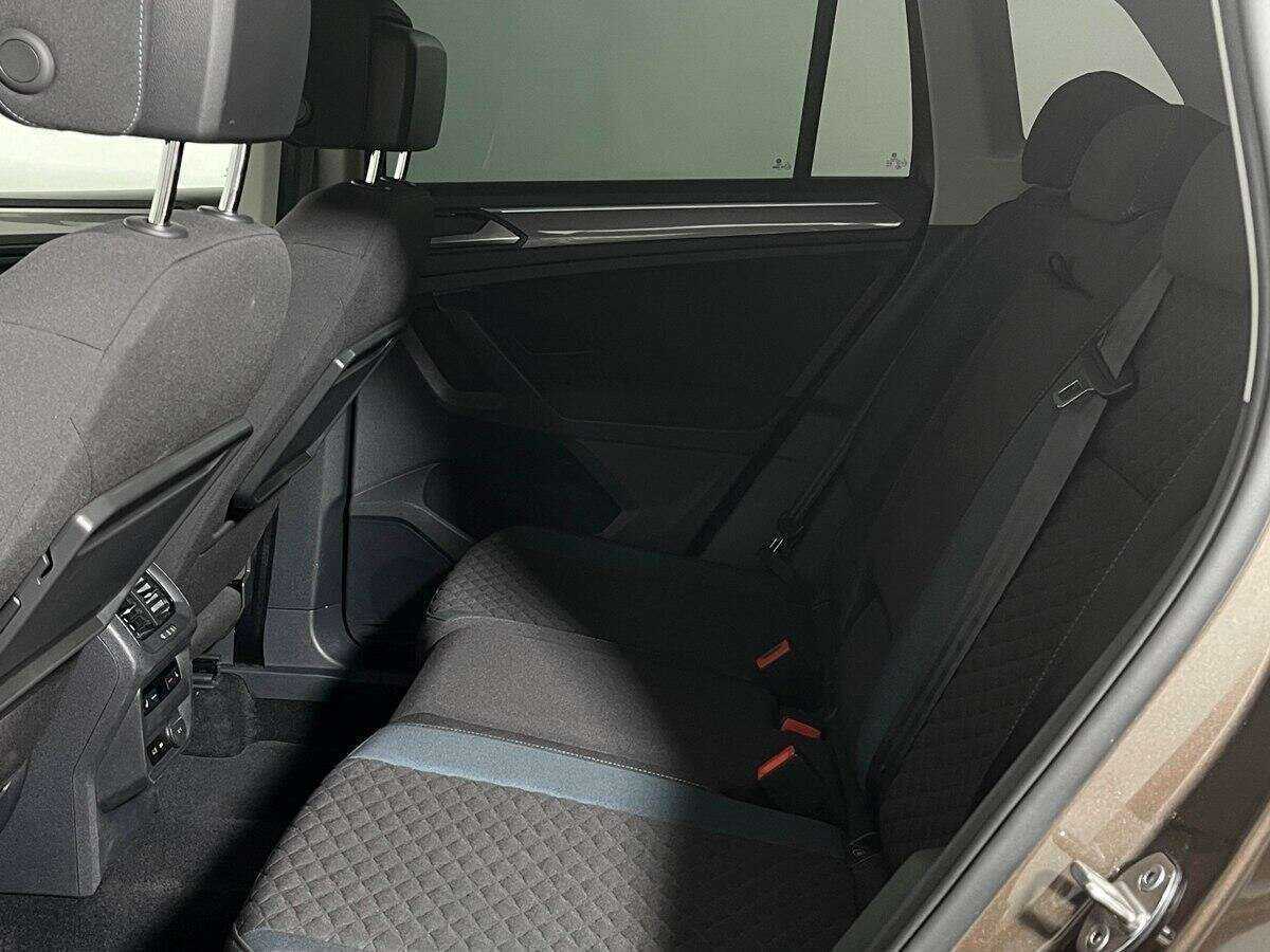 Б/У Фольксваген Тигуан 2019 года. Фото: #9