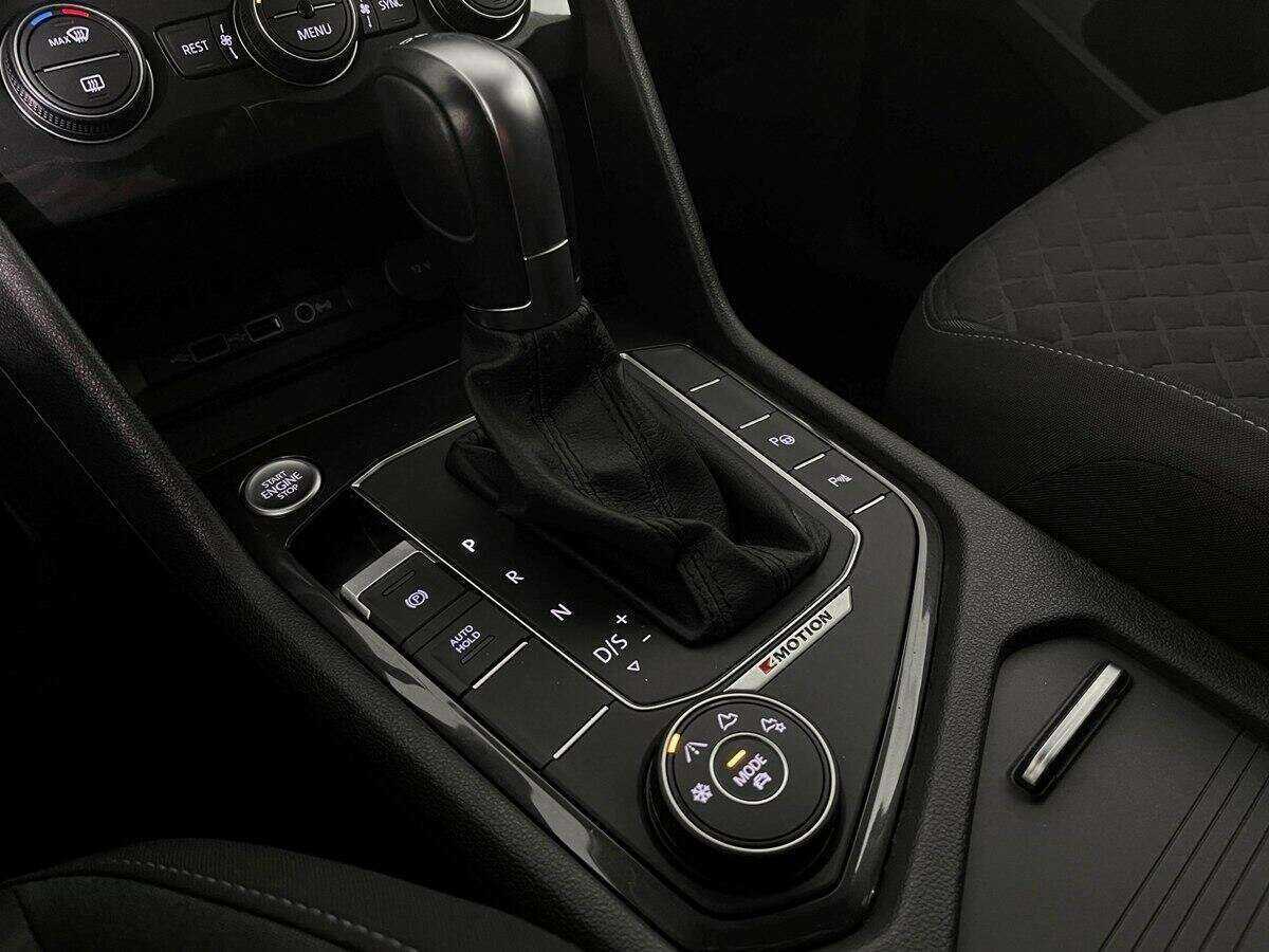 Б/У Фольксваген Тигуан 2019 года. Фото: #13