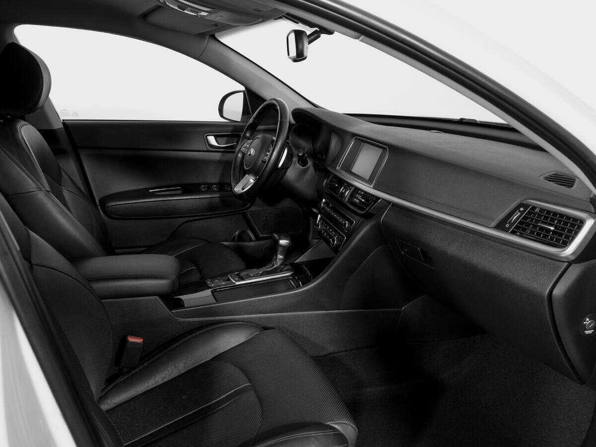 Б/У Киа Оптима 2019 года. Фото: #7