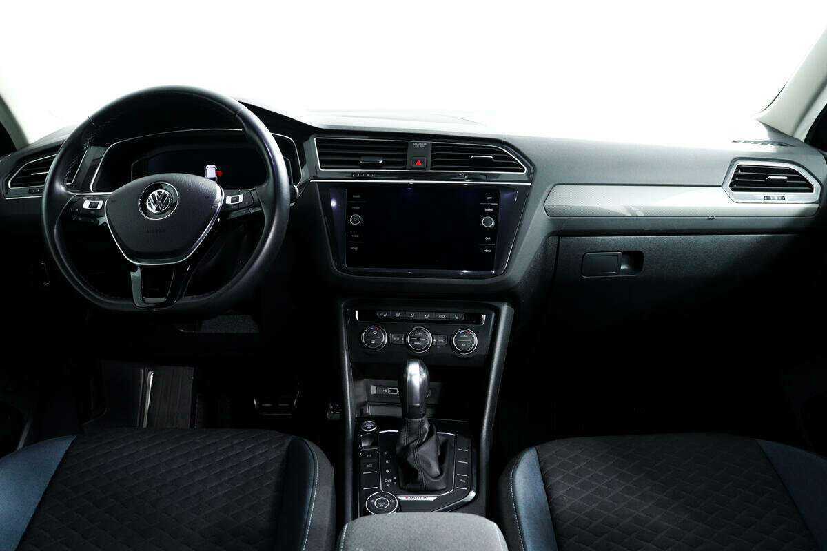 Б/У Фольксваген Тигуан 2020 года. Фото: #10