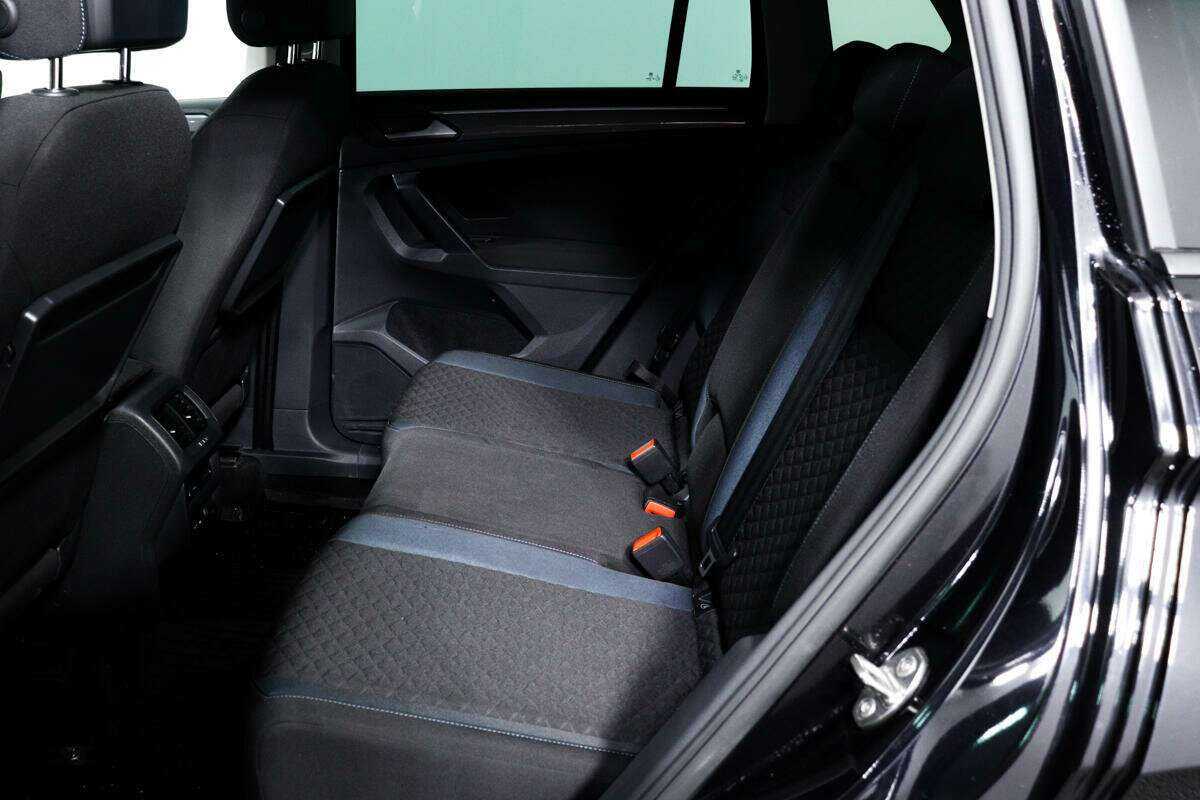 Б/У Фольксваген Тигуан 2020 года. Фото: #11