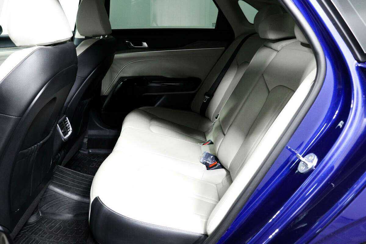 Б/У Киа К5 2021 года. Фото: #11