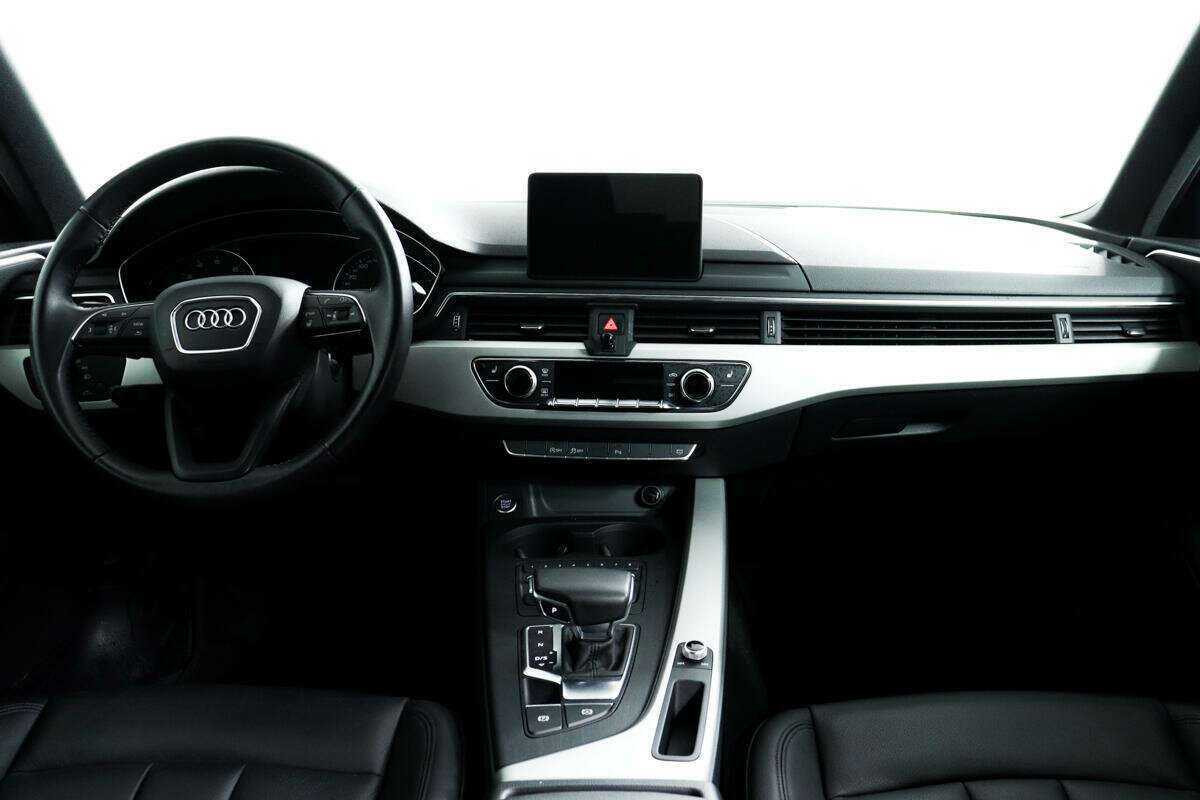 Б/У Ауди А4 2019 года. Фото: #10