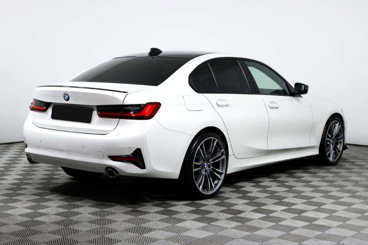 Б/У БМВ 3 серии 2019 года. Фото: #4