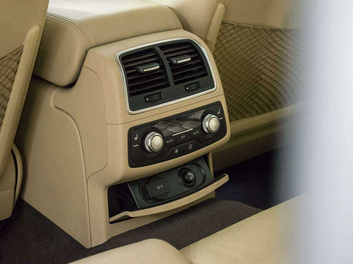 Б/У Ауди А6 2012 года. Фото: #15