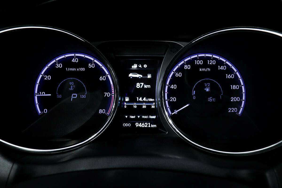 Б/У Хендай ай-икс35 2013 года. Фото: #9