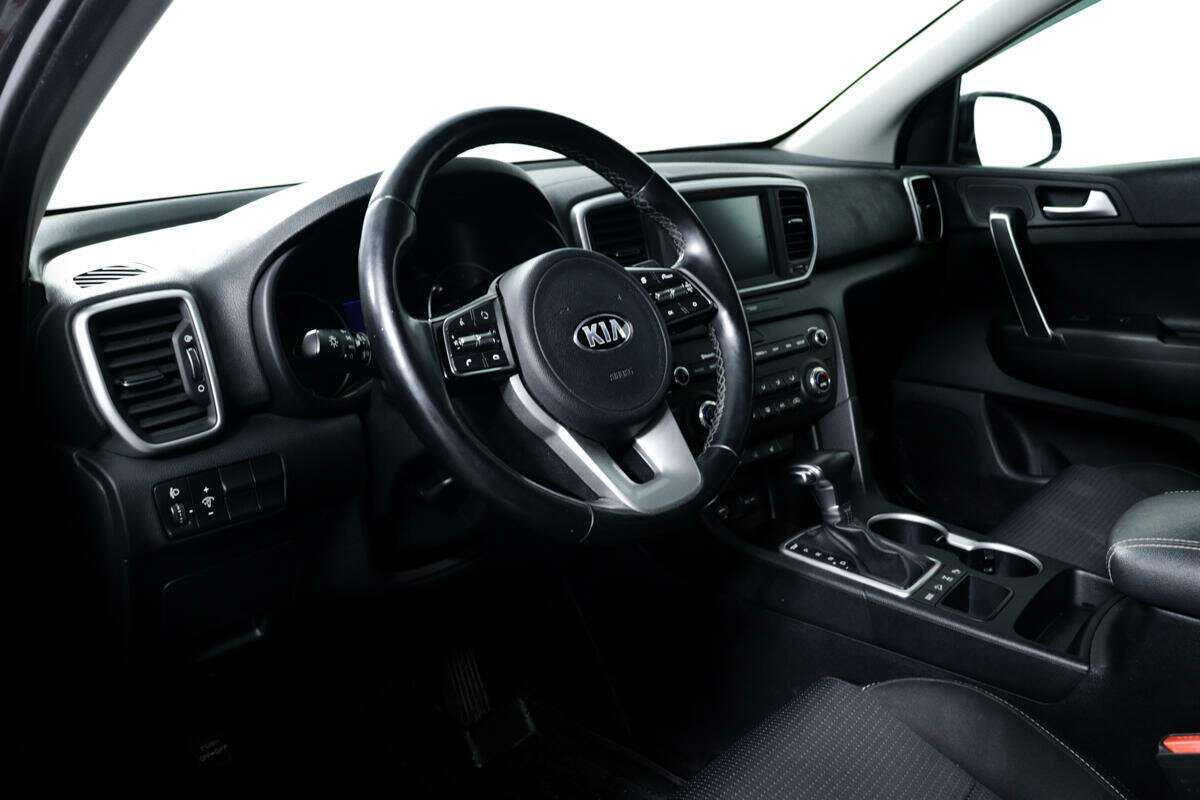 Б/У Киа Спортейдж 2020 года. Фото: #12