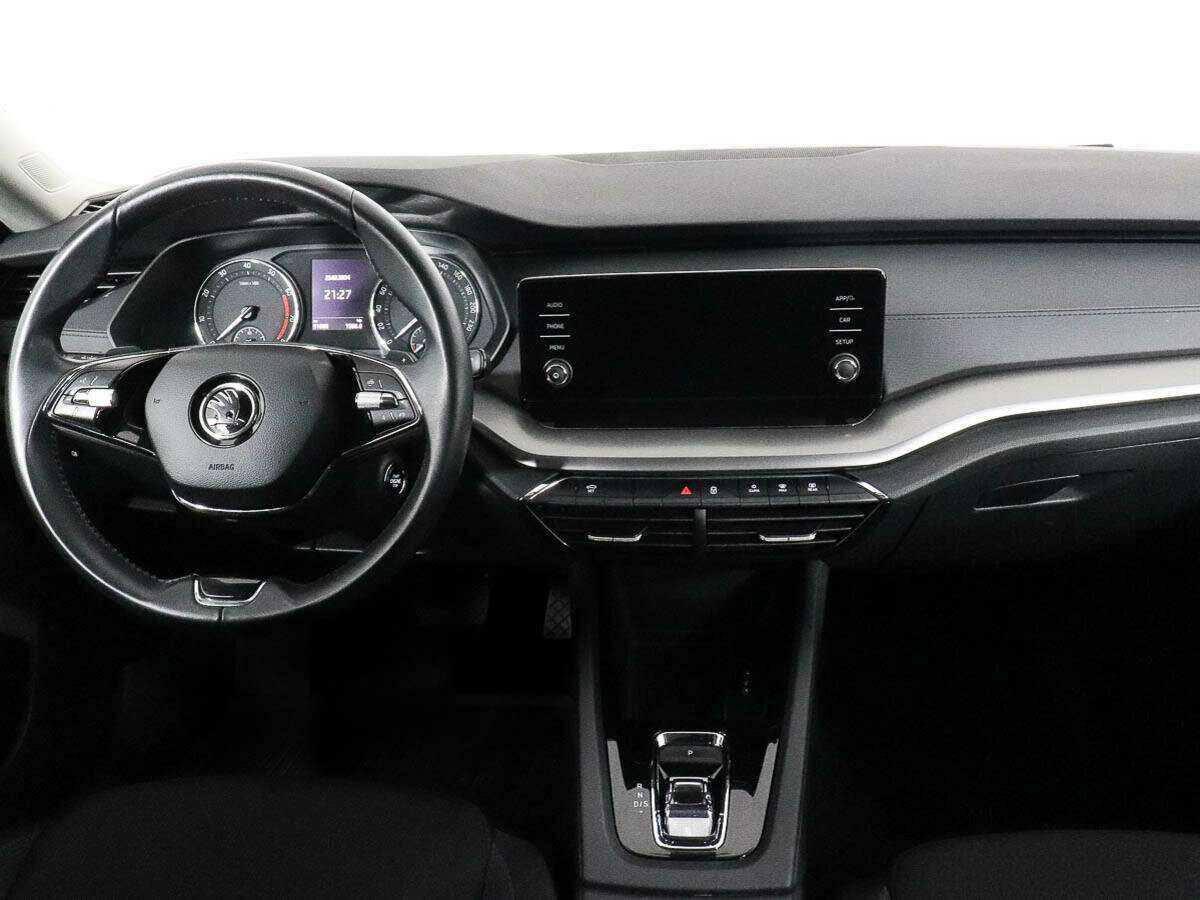 Б/У Шкода Октавия 2021 года. Фото: #8