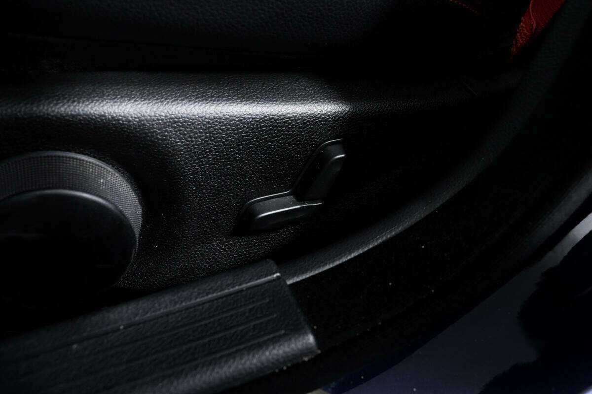 Б/У Мерседес-Бенц Ц-Класс 2013 года. Фото: #13