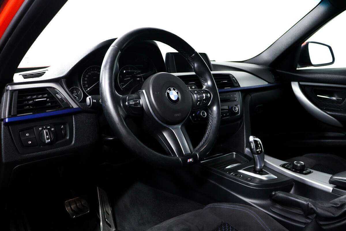 Б/У БМВ 3 серии 2013 года. Фото: #12